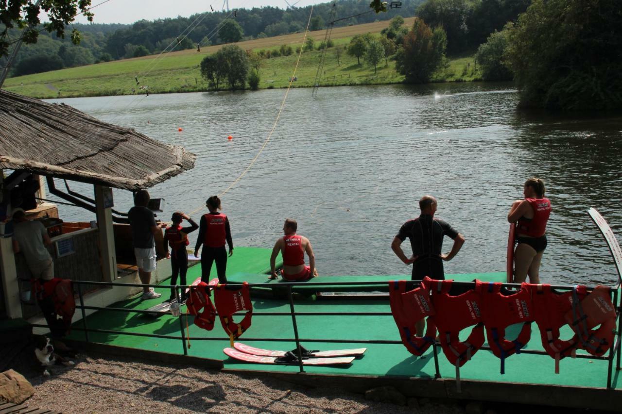 Ferienhaus "Schmetterling" Am See Im Bergland Kirchheim  Buitenkant foto